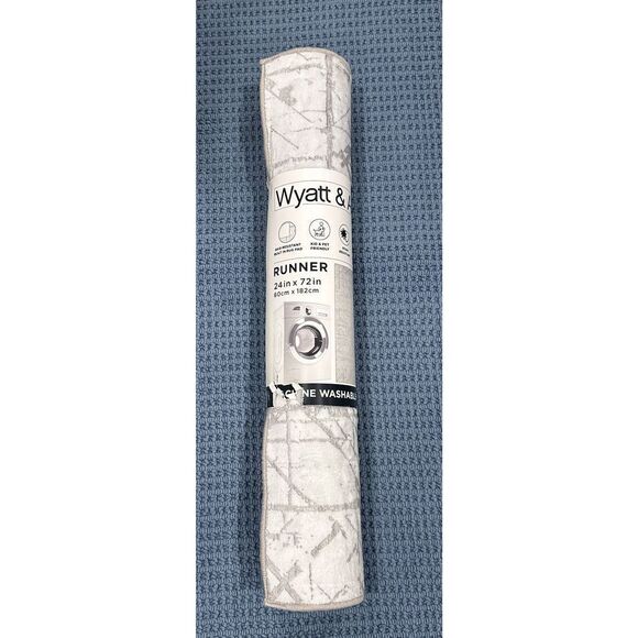 Wyatt & Ash Machine Washable Runner Size 24in x 72in (60cm x182cm) - Picture 1 of 5